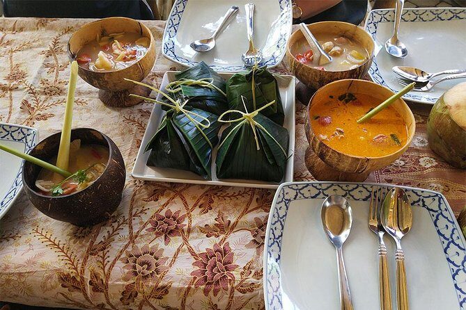 Home Style Family class with fruit carving and market tour - Who Should Consider This Experience?