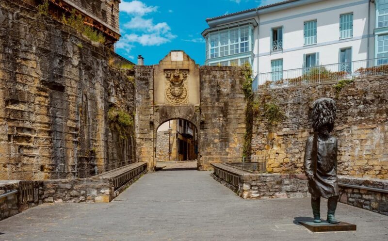 Hondarribia: City Highlights Guided Walking Tour - A Walk Through Hondarribia’s Historic Heart
