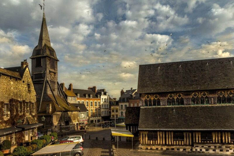 Honfleur Private Guided Walking Tour - Exploring Honfleur: A Heritage-Laden Village
