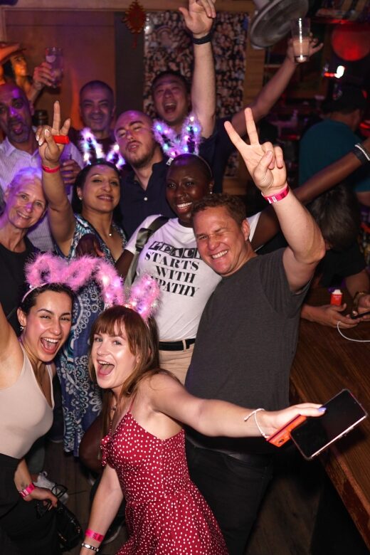 Hong Kong: 3-Hour Lan Kwai Fong Pub Crawl - Key Points