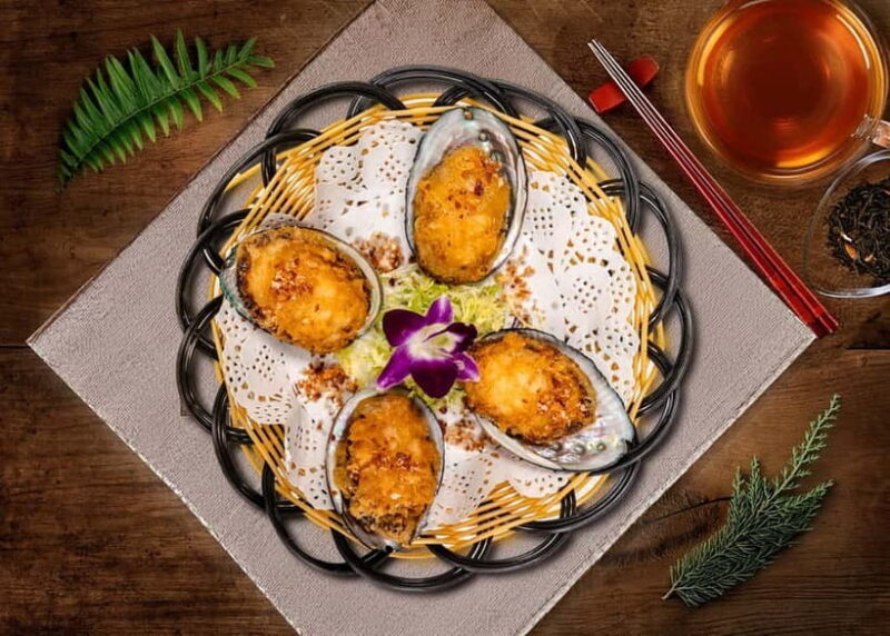 Hong Kong: Aberdeen Fishing Heritage Tour with Seafood Feast - Who Should Consider This Tour?