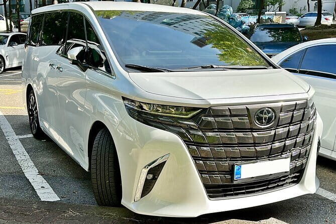 Hong Kong Airport (HKG) Transfer to Shenzhen by Toyota Alphard - Hong Kong Airport (HKG) Transfer to Shenzhen by Toyota Alphard: A Balanced Look at Convenience and Cost