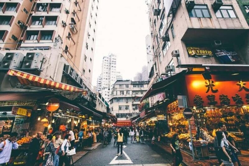 Hong Kong : Best Street Food Tour With A Local Guide - Key Points