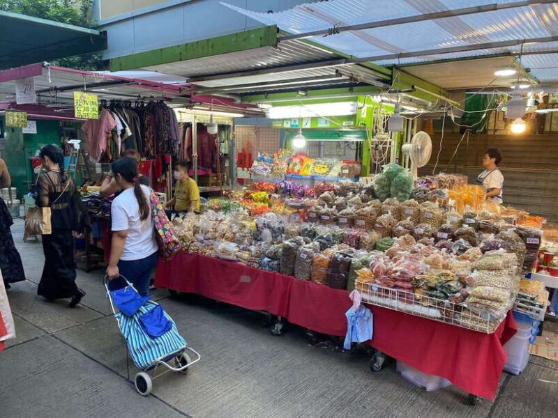 Hong Kong Island & Kowloon in 6 hours : Local Food & History - In-Depth Review of the Tour Experience