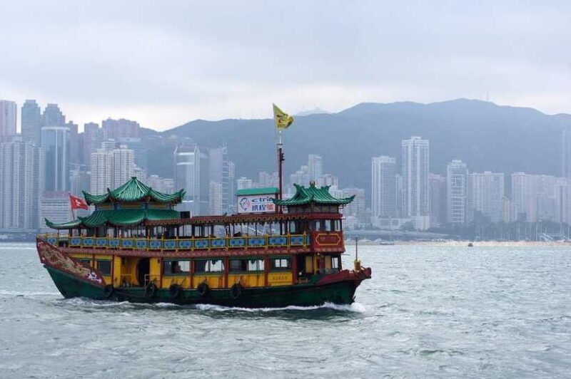 Hong Kong Must-See attractions Walking Tour With A Guide - FAQs