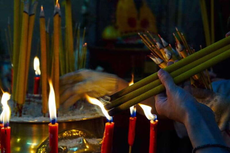 Hong Kong: photographic tour of Kowloon's Yau Tsim Mong district. - Starting Point: Tsim Sha Tsui