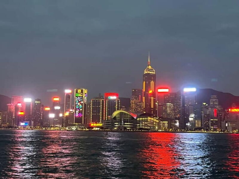 Hong Kong: ShiningStar Victoria Harbour Cruise & Light Show - A Closer Look at the Experience
