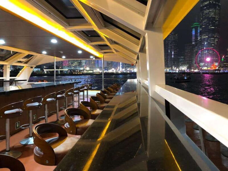 Hong Kong: Victoria Harbor Symphony Unlimited Drink Cruise - The Experience in Detail
