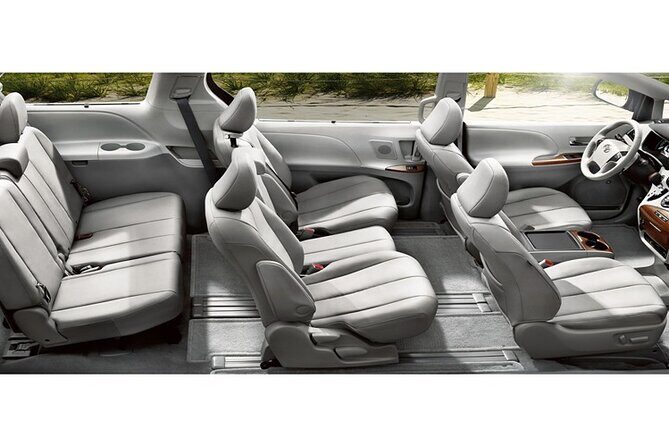 Honolulu Airport & Waikiki Hotels Private Transfer by Minivan (up to 5 people) - FAQs