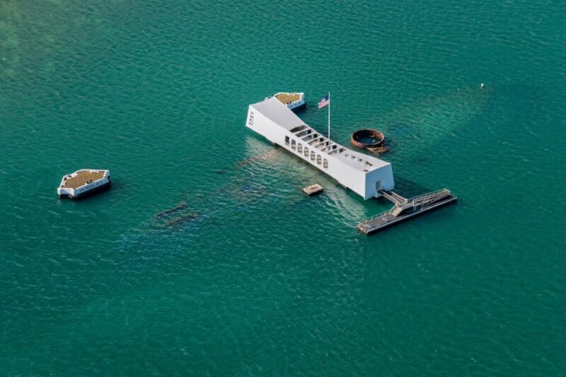 Honolulu: Blue Skies of Oahu Helicopter Tour - Key Points