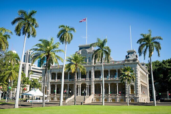 Honolulu : Custom Walking Tour With A Guide (Private tour) - Key Points