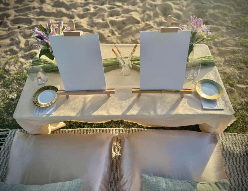Honolulu: Secluded Beachside Luxury Picnic & Painting - The Artistic Experience