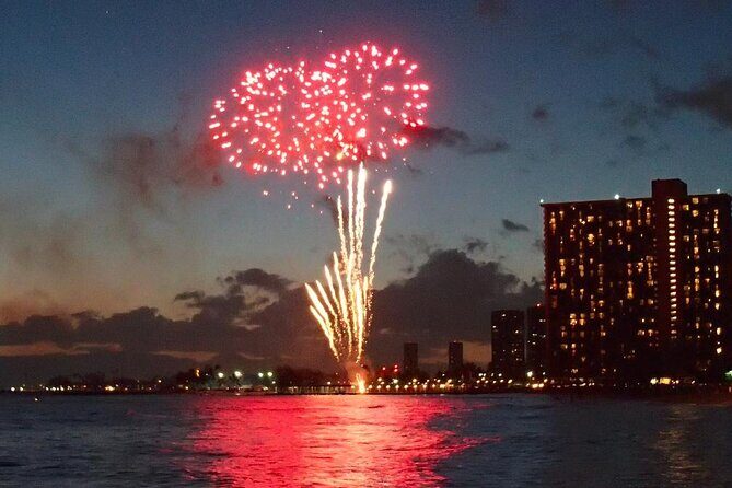 Honolulu Sunset & Friday Fireworks Dinner Cruise - What is the Honolulu Sunset & Friday Fireworks Dinner Cruise?