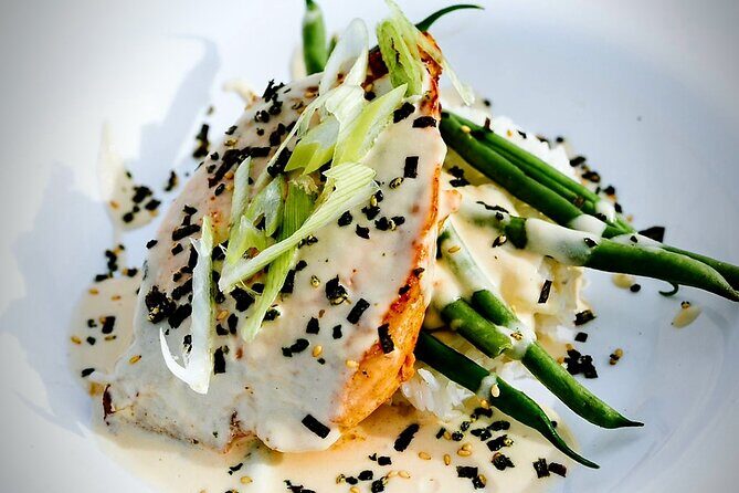 Honolulu Sunset & Friday Fireworks Dinner Cruise - What to Expect During the Cruise