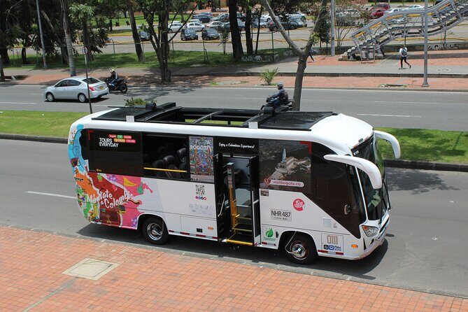 Hop On Bogotá: Panoramic bus - Key Points