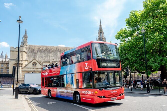 Hop on Hop off Bus Tour (24h) - Key Points
