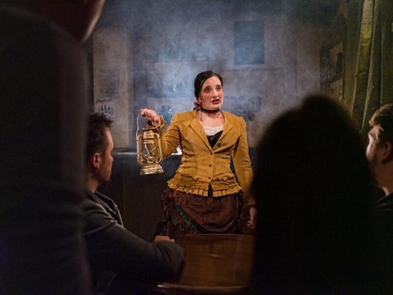 Hop-on Hop-off London Bus Tour & The London Dungeon - Possible Drawbacks