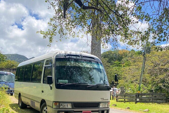 Hop on hop off Tour Air Con - Key Points