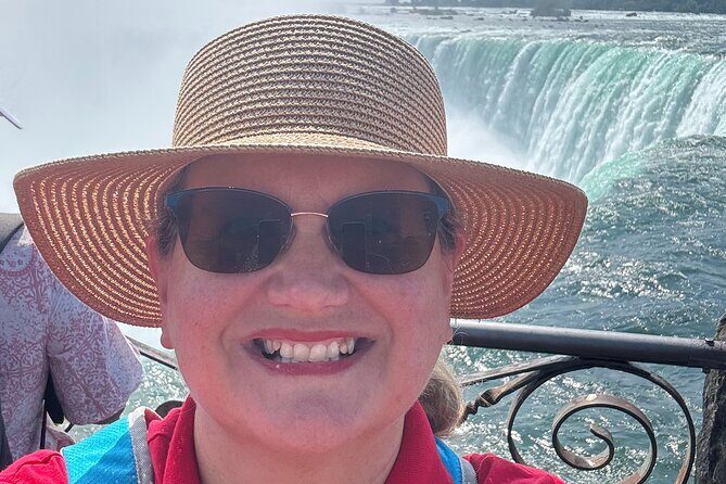 Hornblower Boat and Walking Tour of Niagara Falls - An In-Depth Look at the Tour Experience