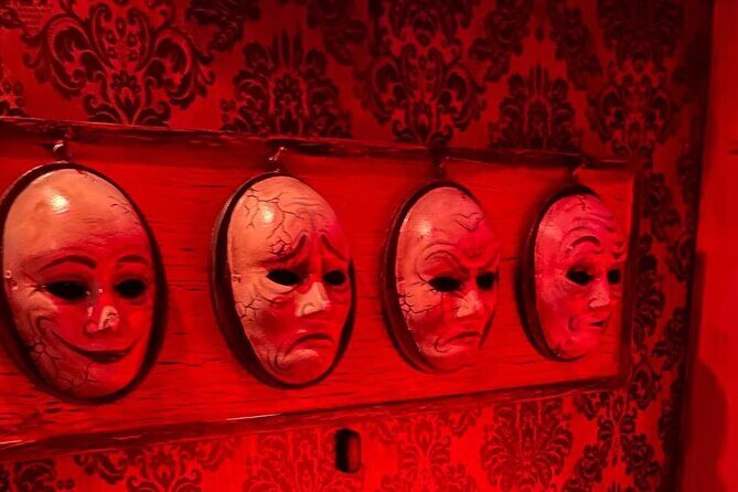 Horror on Hallows Eve - Setting the Scene: What to Expect