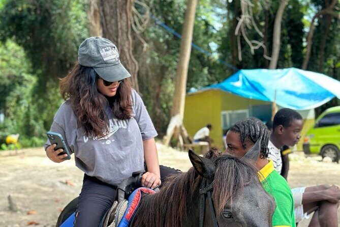 Horse Back Riding, Dunn's River and Blue Hole - FAQ