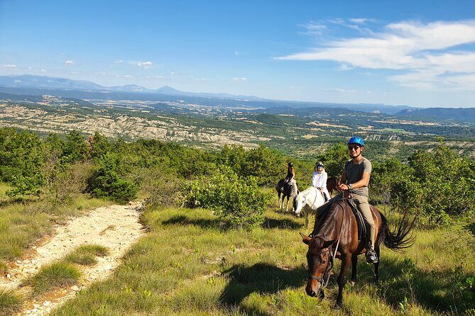 Horse ride in Haute Provence Luberon and Forcalquier - Discover the Beauty of Haute Provence on Horseback
