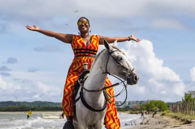 HORSE TOUR IN CARTAGENA BEACH - Key Points