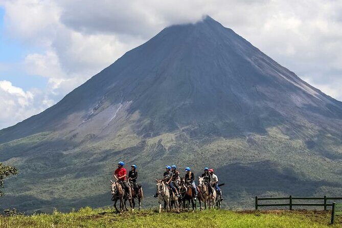 Horseback Riding around Arenal Volcano base - Key Points
