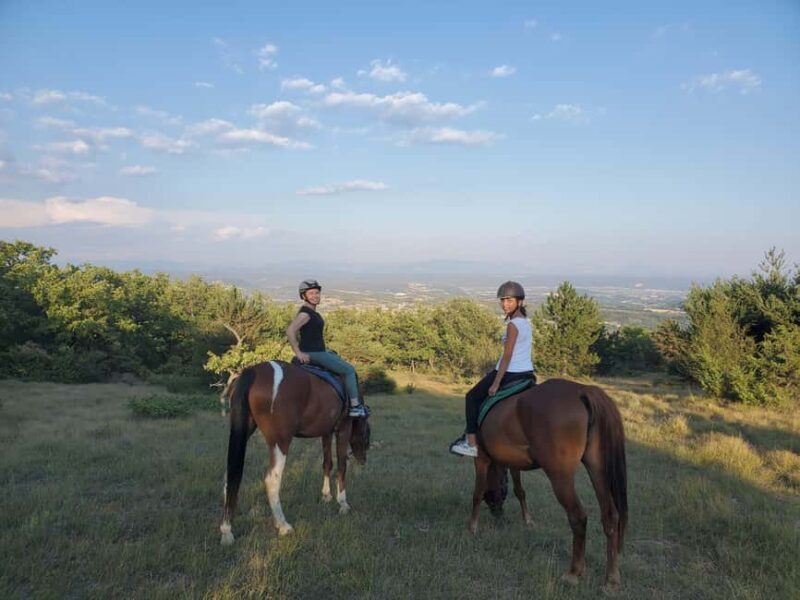 Horseback riding in Provence Luberon - Setting the Scene: Where and What to Expect