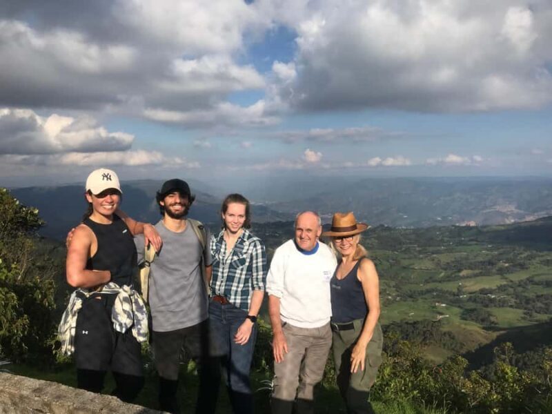 Horseback riding through the mountains of Medellín - An In-Depth Look at the Horseback Riding Tour