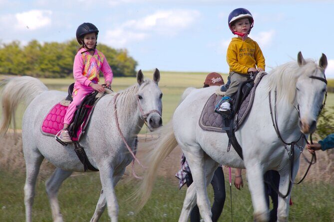 horseback riding tour in Prague - Introduction: Discover Prague’s Surroundings on Horseback