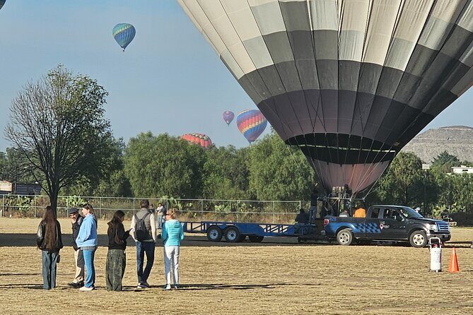 Hot Air Balloon Flight + PickupCDMX + Breakfast Included + Pyramids - The Hot Air Balloon Flight: A Once-in-a-Lifetime View