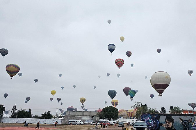 Hot Air Balloon Flight + PickupCDMX + Breakfast Included + Pyramids - Why Travelers Love This Tour
