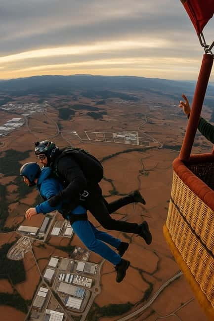Hot Air Balloon Skydive Over BCN  Sunrise Jump + Transport - Key Points