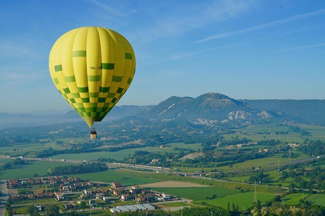 Hot Air Balloon with Champagne, Optional Photos,Video & Breakfast - Key Points