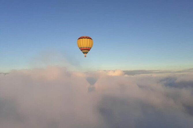 Hot air ballooning: Chambord, Blois, Chenonceau, Cheverny or Chaumont - The Sum Up