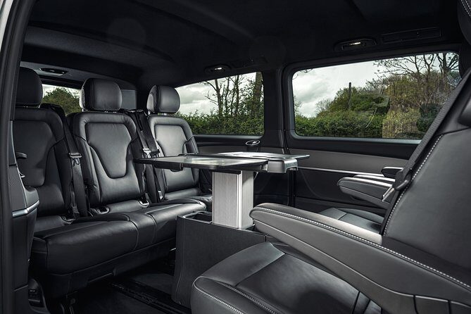 Hourly Disposal Service in Paris: Private Driver by Luxury Van - A Private Chauffeur Service in Paris: Exploring in Style and Comfort