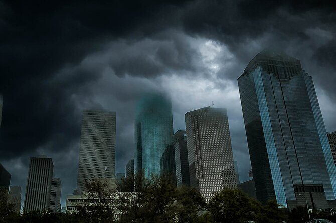 Houston Ghosts and Hauntings By US Ghost Adventures - Key Points