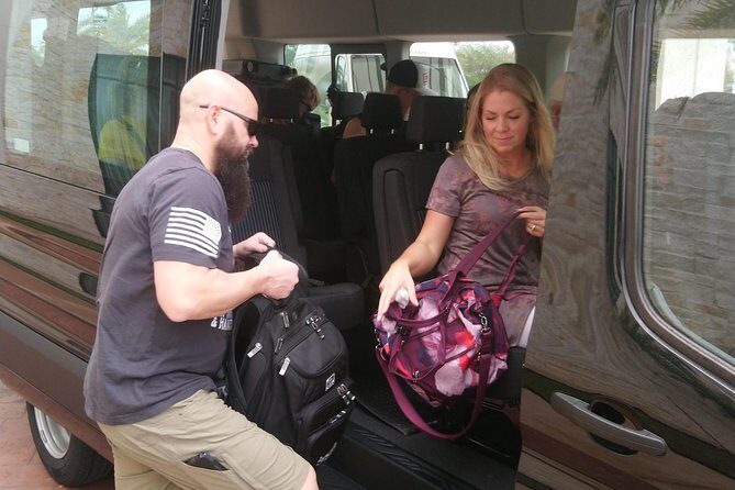 Houston to Galveston Transfer for Up to 10 Travelers ( One Way) - FAQ