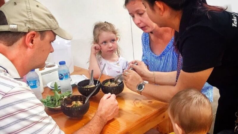 Hua Hin: Family Thai Food Tour with Local Guide - Key Points