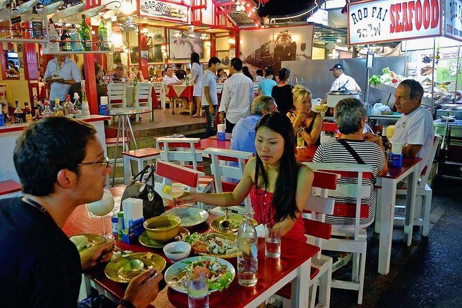 Hua Hin Night Tour with Shared Hotel Transfer - Key Points