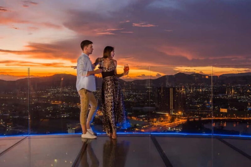 Hua Hin: Vana Nava Sky Bar Rooftop at Holiday Inn - A Detailed Look at the Hua Hin Vana Nava Sky Bar Rooftop Experience