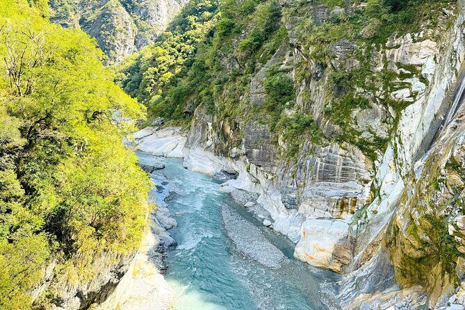 Hualien Taroko Day Tour From Ximending - Practical Considerations and Tips