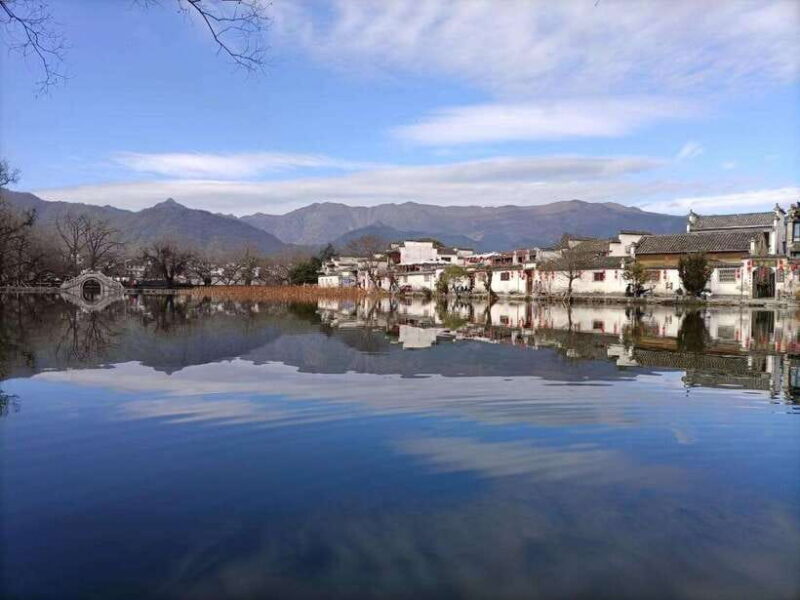 HuangshanAncient Huizhou Villages Xidi and Hongcun Day Trip - Discovering the Charm of Anhui’s Ancient Huizhou Villages