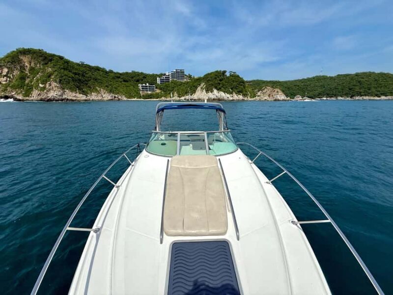 Huatulco: Sunset Yacht Cruise with drinks - A Deep Dive into the Sunset Yacht Cruise Experience