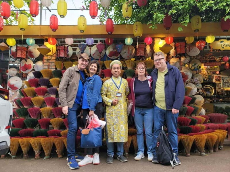 Hue: Dragon Boat, Perfume River - Optional Destination - FAQ