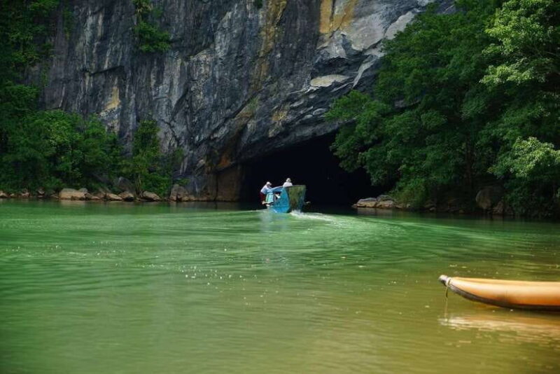 Hue: Full-day Echoes Of History Journey To Phong Nha Cave - Discovering Cultural Heritage in the Dry Cave