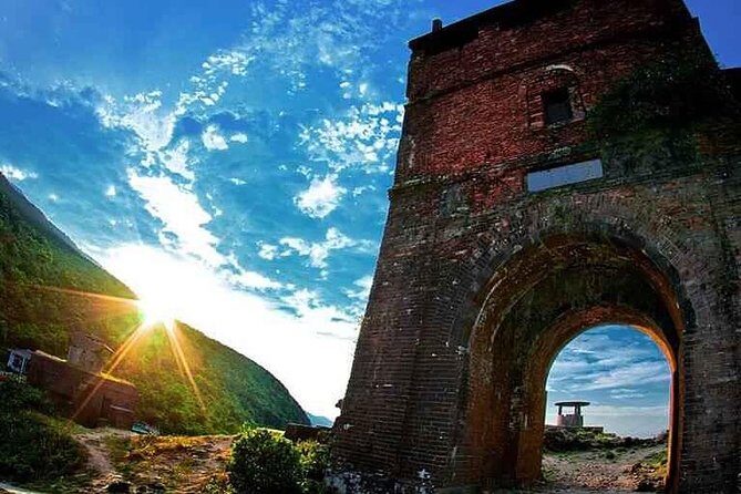 Hue-Golden Bridge-Hoi An/ Da Nang car Transfer or Vice Versa - Key Points