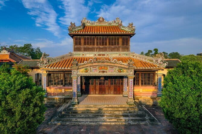 Hue Imperial and Forbidden City Guided Tour in 2,5 hours - The Sum Up