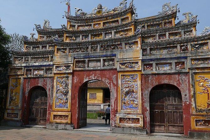 Hue Imperial City Daily Ingroup Tour via Hai Van Pass - Analyzing the Value and Travel Experience